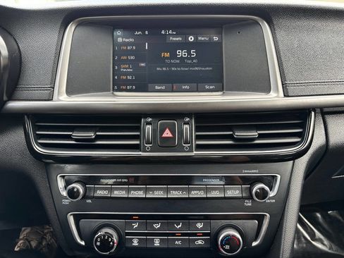 Used 2018 Kia Optima LX w/ Convenience Package FWD image 11