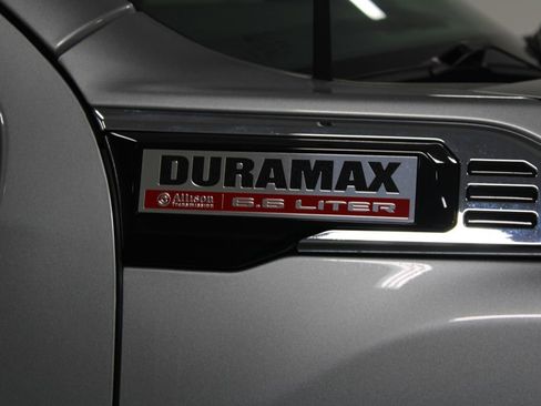 Used 2025 GMC Sierra 2500 Denali w/ Denali Reserve Package image 13