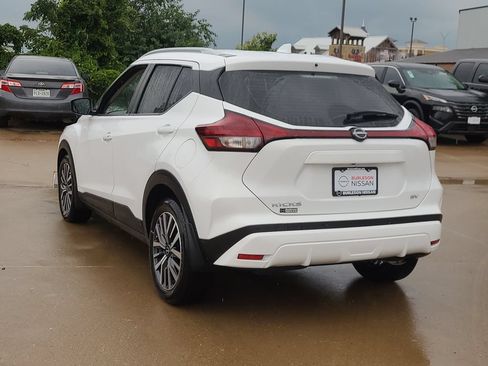Certified 2024 Nissan Kicks SV FWD image 2