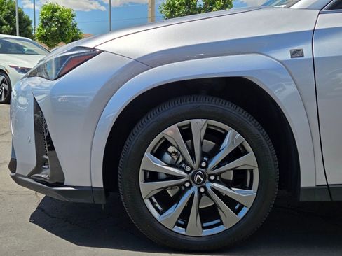 Used 2024 Lexus UX 250h F Sport FWD image 5
