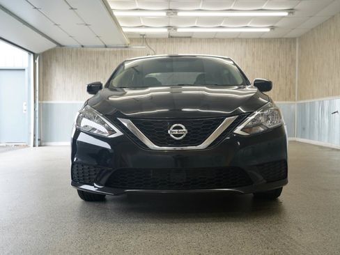 Used 2017 Nissan Sentra S FWD image 2