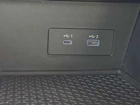 Used 2022 Nissan Pathfinder SL w/ SL Black Package image 14