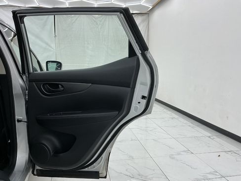 Used 2019 Nissan Rogue Sport S AWD/4WD image 25