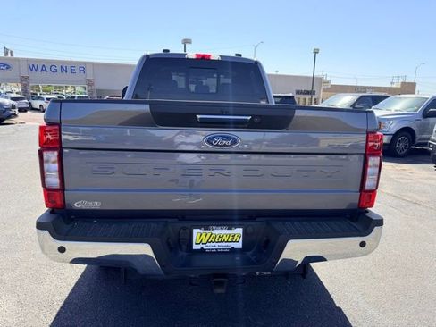 Used 2021 Ford F250 Lariat w/ Lariat Value Package AWD/4WD image 4