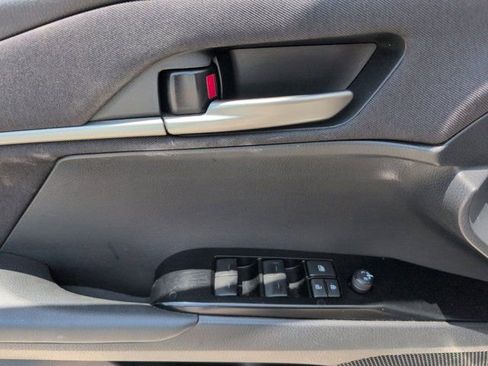Used 2025 Toyota Camry LE FWD image 13