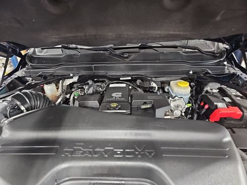 Used 2022 RAM 2500 Limited w/ Night Edition AWD/4WD image 35