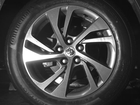 Used 2023 Buick Envision Essence FWD image 15