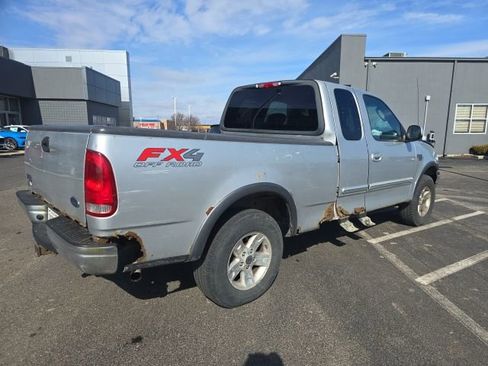 Used 2003 Ford F150 XLT image 6