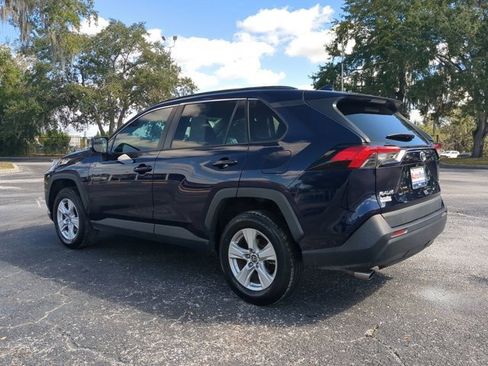 Used 2020 Toyota RAV4 XLE image 6