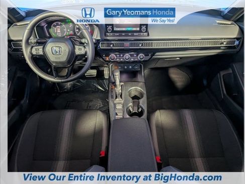 Used 2025 Honda Civic Sport image 16