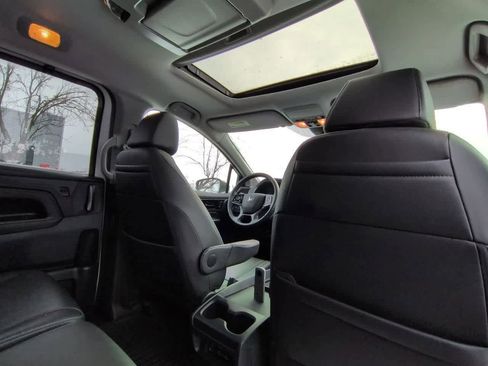 Used 2022 Honda Odyssey Touring image 18