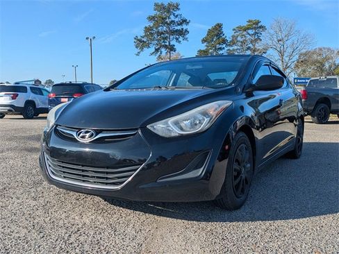 Used 2016 Hyundai Elantra SE image 11