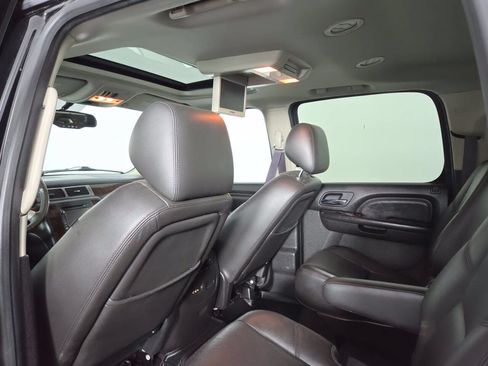 Used 2014 GMC Yukon XL Denali AWD/4WD image 21
