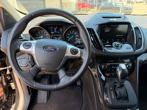 Used 2016 Ford Escape Titanium w/ Equipment Group 301A AWD/4WD image 8