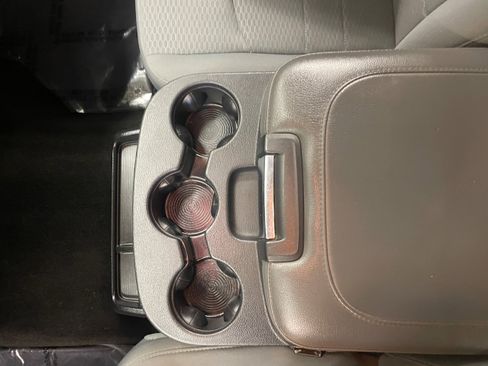 Used 2014 RAM 1500 Express image 20