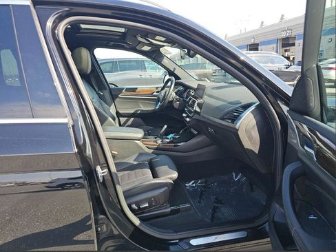 Used 2019 BMW X3 xDrive30i w/ Premium Package image 17