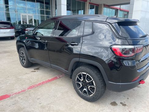 Used 2024 Jeep Compass Trailhawk AWD/4WD image 14
