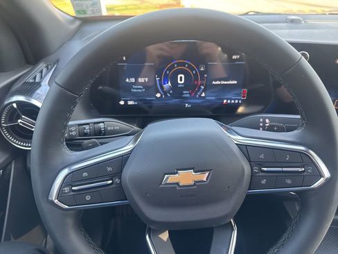 New 2026 Chevrolet Equinox LT w/ Safety and Technology Package FWD image 25