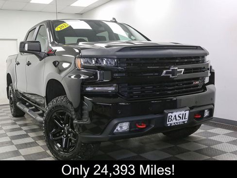 Used 2022 Chevrolet Silverado 1500 LT Trail Boss w/ Safety Package AWD/4WD image 2