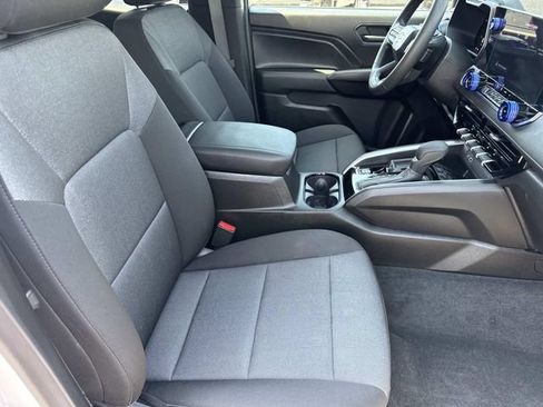 Used 2026 Chevrolet Colorado W/T w/ Advanced Trailering Package RWD image 35