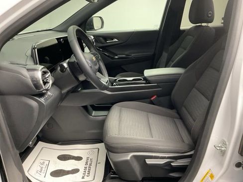 Certified 2025 Chevrolet Equinox LT image 14