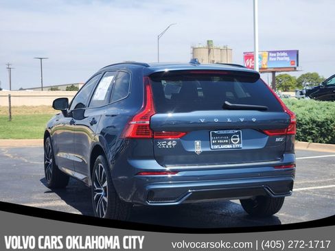 Certified 2024 Volvo XC60 B5 Plus w/ Protection Package Premier AWD/4WD image 5