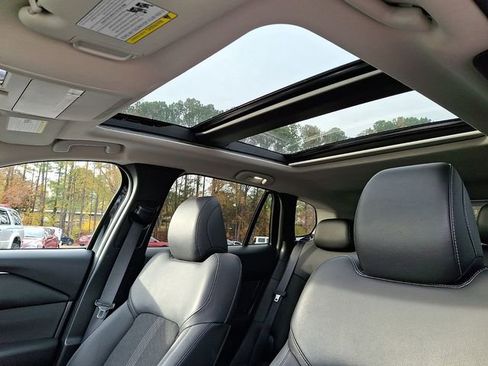 Used 2025 MAZDA CX-50 AWD 2.5 S w/ Premium Package image 17