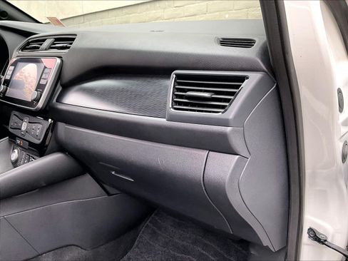 Used 2023 Nissan Leaf SV Plus FWD image 16