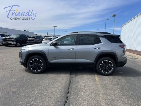 New 2026 Chevrolet Equinox RS AWD/4WD image 2