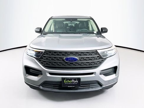 Used 2020 Ford Explorer 2WD image 2