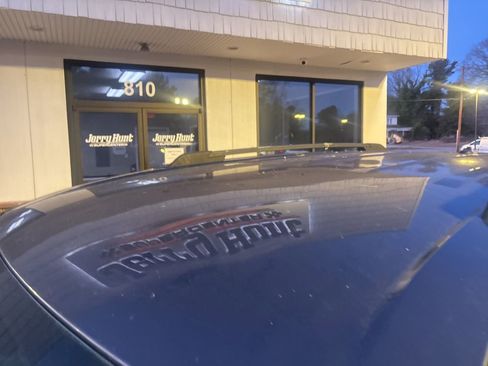 Used 2018 Dodge Journey SE image 12