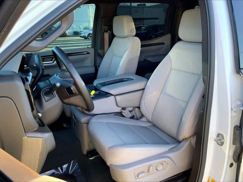 Used 2024 GMC Sierra 1500 SLE image 7