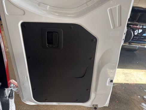 Used 2021 Mercedes-Benz Sprinter 2500 image 24