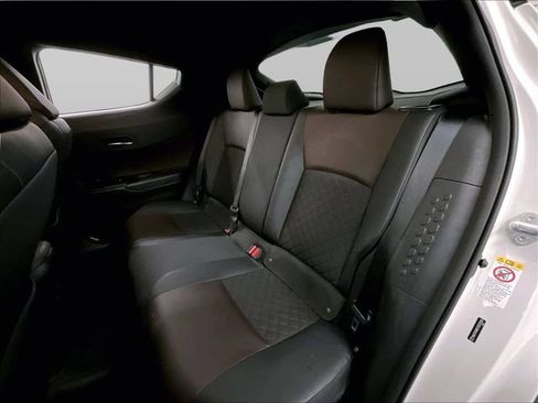 Used 2019 Toyota C-HR Limited FWD image 25