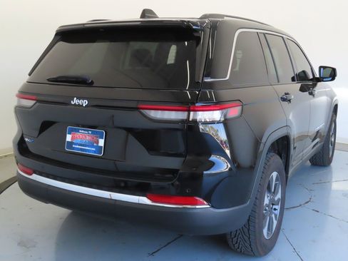 Used 2022 Jeep Grand Cherokee Limited 4xe image 4