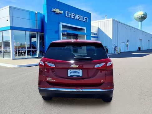 Used 2019 Chevrolet Equinox LT FWD image 4
