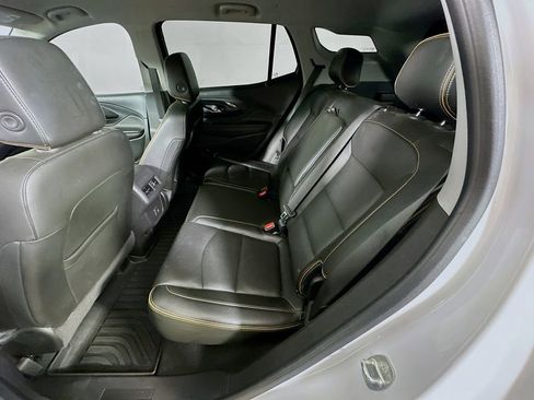 Used 2022 GMC Terrain AT4 image 14