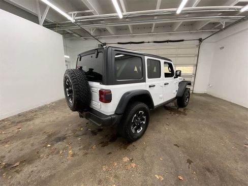 Used 2024 Jeep Wrangler Rubicon image 6