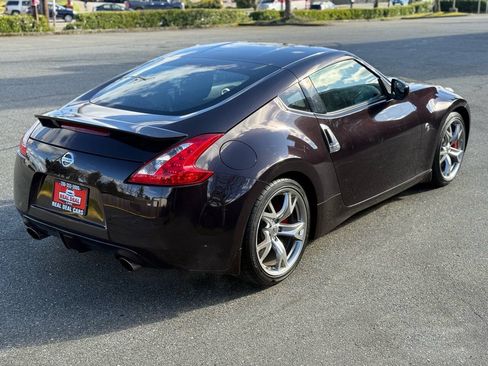 Used 2010 Nissan 370Z Coupe w/ Sport Pkg RWD image 7