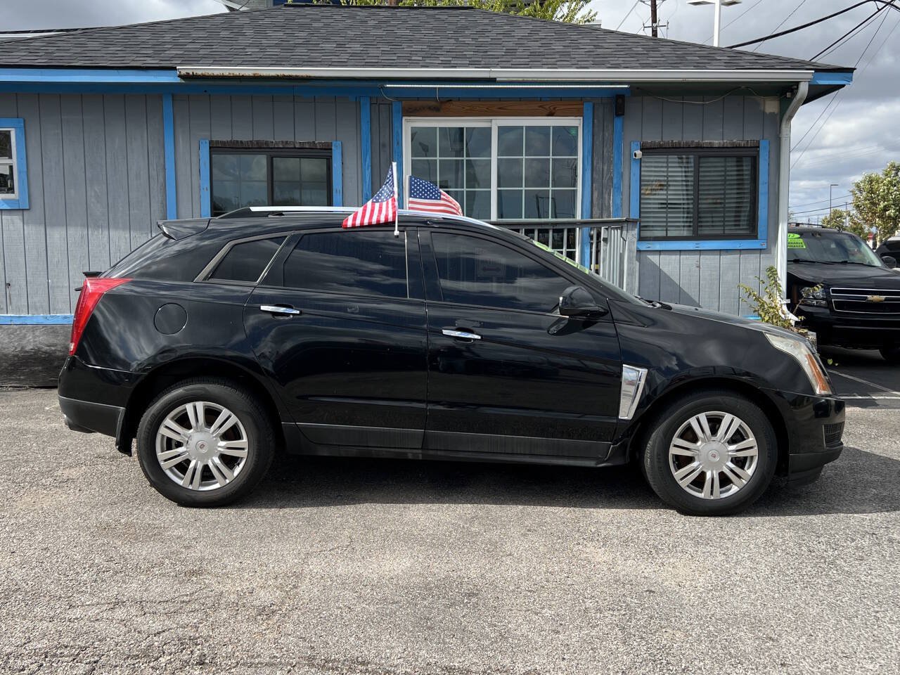 Used 2013 Cadillac SRX Luxury w/ Driver Awareness Package FWD image 5