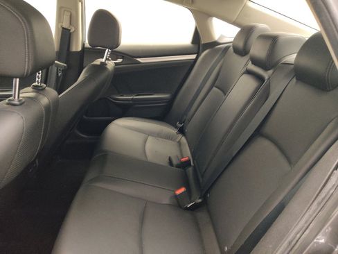Used 2018 Honda Civic Touring image 18