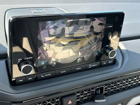 New 2025 Honda Accord SE image 25