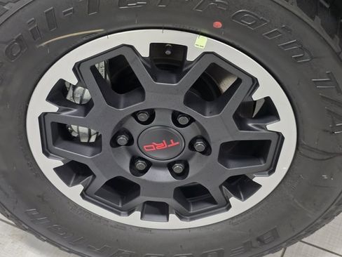 New 2026 Toyota Tacoma SR5 image 9