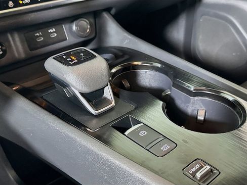 Used 2024 Nissan Rogue SV w/ SV Premium Package FWD image 14