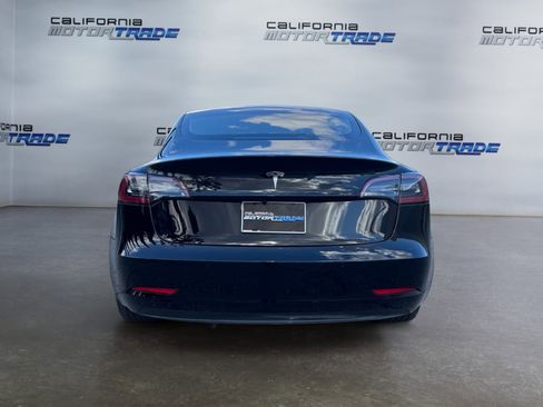 Used 2018 Tesla Model 3 Long Range RWD image 6
