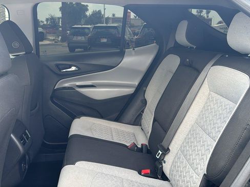 Used 2022 Chevrolet Equinox LT AWD/4WD image 30