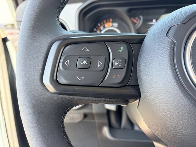 Used 2026 Jeep Wrangler Unlimited Sport AWD/4WD image 8