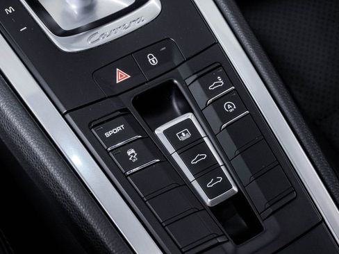 Used 2015 Porsche 911 Carrera RWD image 25