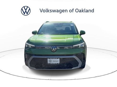 New 2026 Volkswagen Taos SEL AWD/4WD image 3