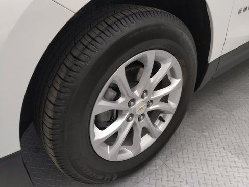 Used 2021 Chevrolet Equinox LT image 31